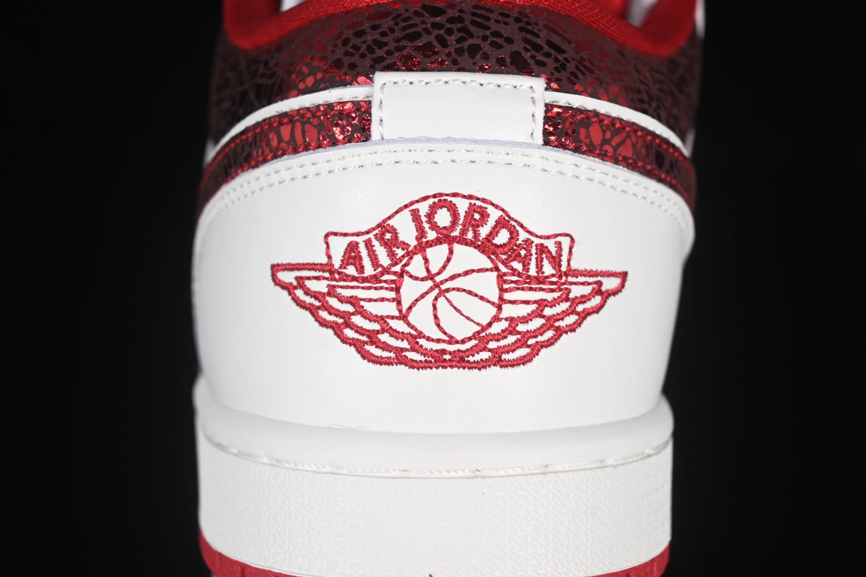All categories Air Jordan Jordan series basketball shoes Air Jordan 1 Low Air Jordan 1 Low AJ1 Joe 1 white and red low-top cultural and casual sneakers HJ9338-106